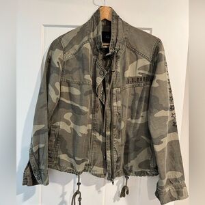 Rails camo bomber jacket size small